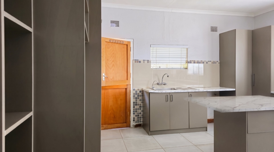 To Let 3 Bedroom Property for Rent in Noordhoek Free State